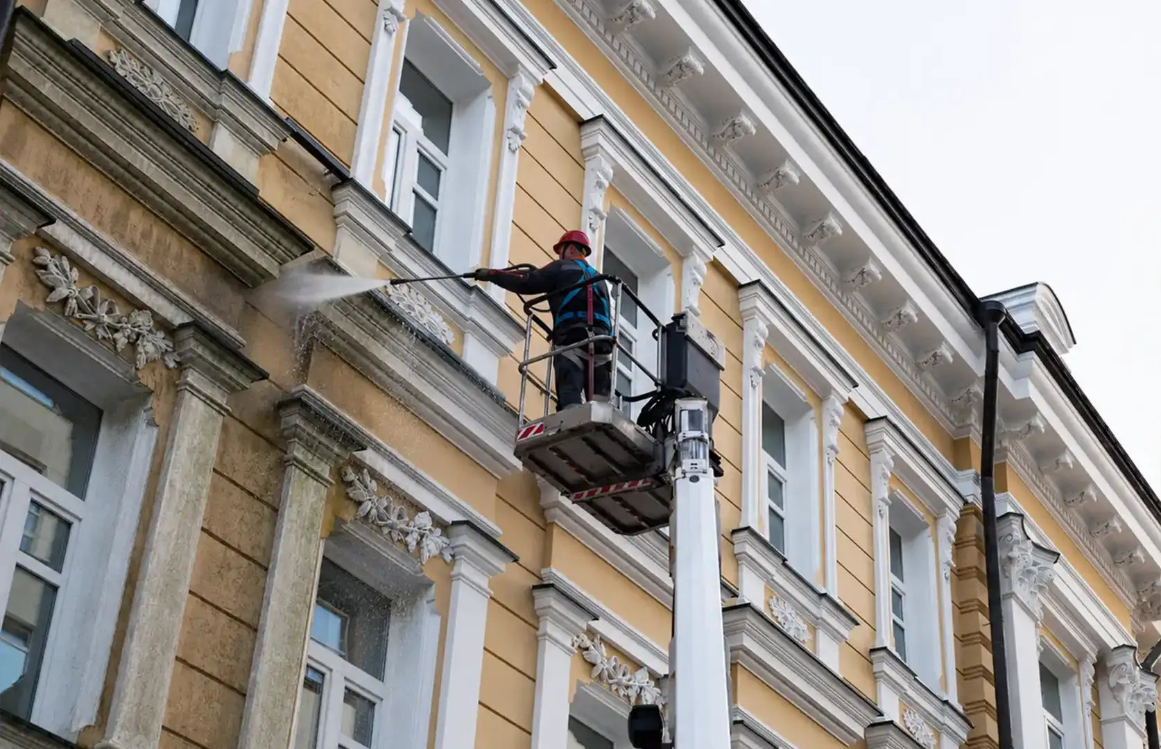 Niederdruckreinigung – Fassadenreinigung Mainz